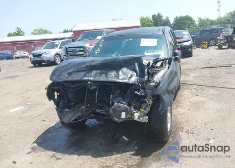 1999 Jeep Grand Cherokee Laredo из США, поврежденный, VIN 1J4G258S9XC538601